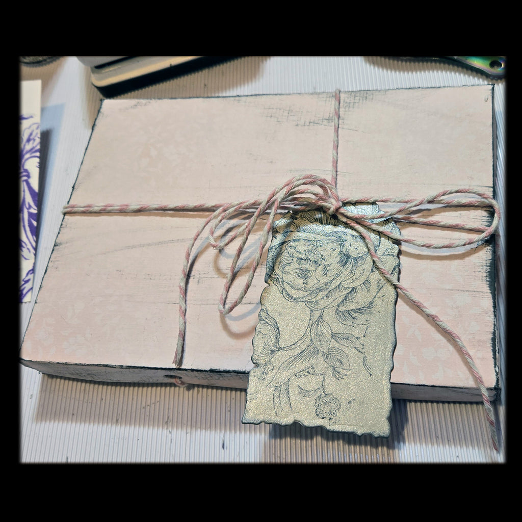 Shabby Chic "Hello" Greeting Card, Mixed Media